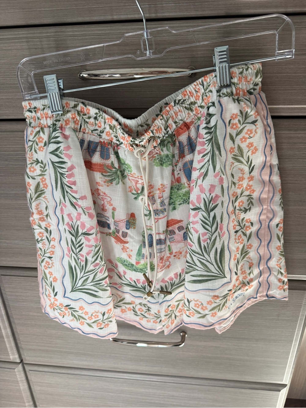 En Saison Set White Floral Button-Front Shirt and Shorts with Pink & Green Print - Picture 3 of 6